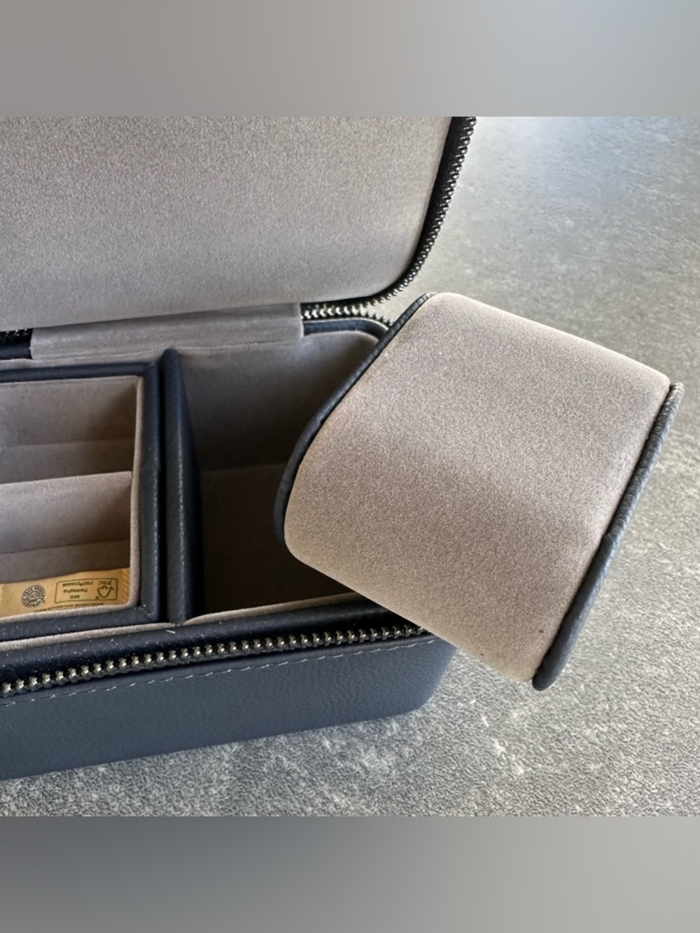 Stackers Zippered Watch & Jewelry Travel Case Navy Blue Vegan Leather Organizer - Picture 6 of 11